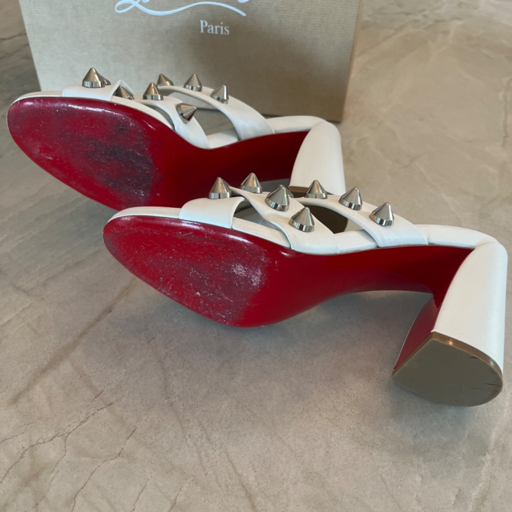 Christian Louboutin White Leather Spika Club 85 Mules, Size 39.5 - Picture 5 of 7
